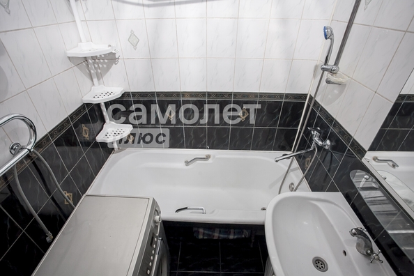 
  Продается 2-комн. квартира, 58.3 м², Строителей б-р, д. 44
. Фото 9.