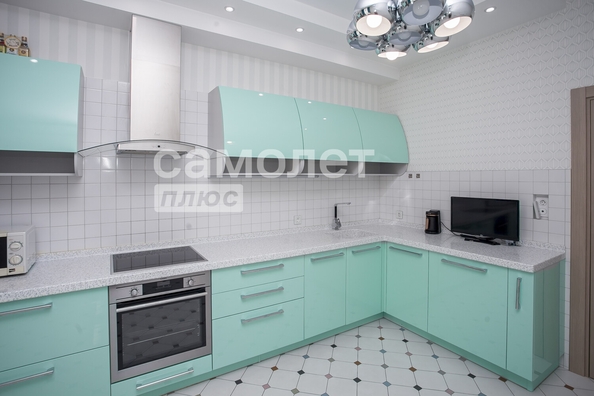 
  Продается 2-комн. квартира, 76.3 м², Марковцева ул, д. 6
. Фото 11.