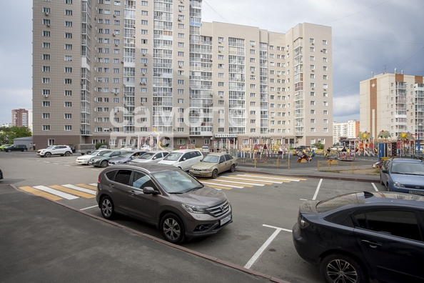 
  Продается 3-комн. квартира, 80.6 м², Шахтеров пр-кт, д. 74в
. Фото 3.