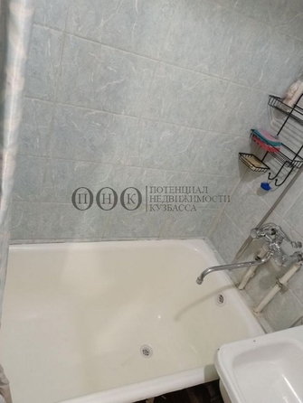 
  Продается 1-комн. квартира, 16.6 м², Строителей б-р, д. 46
. Фото 8.