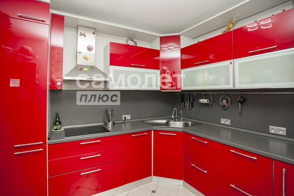 
  Продается 4-комн. квартира, 96.4 м², Комсомольский пр-кт, д. 25
. Фото 4.