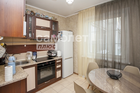 
  Продается 2-комн. квартира, 50.5 м², Тухачевского ул, д. 49
. Фото 1.