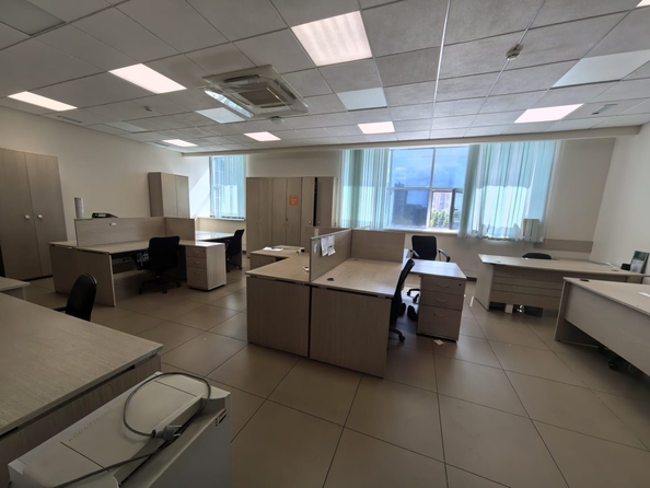 
  Сдается универсальное помещение, 110.6 м², Тольятти  ул
. Фото 3.