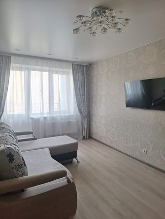 
  Сдается 1-комн. квартира, 35.7 м², Шахтеров пр-кт
. Фото 3.
