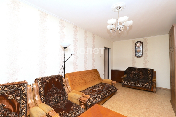 
  Продается 3-комн. квартира, 59.8 м², Ленина пр-кт, д. 105
. Фото 4.
