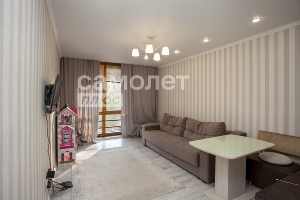 
  Продается 2-комн. квартира, 53.8 м², Строителей б-р, д. 28
. Фото 15.