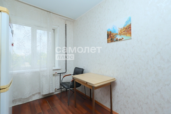 
  Продается 4-комн. квартира, 60.5 м², Строителей б-р, д. 33
. Фото 17.