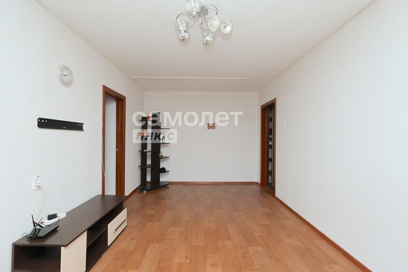 
  Продается 4-комн. квартира, 60.5 м², Строителей б-р, д. 33
. Фото 22.