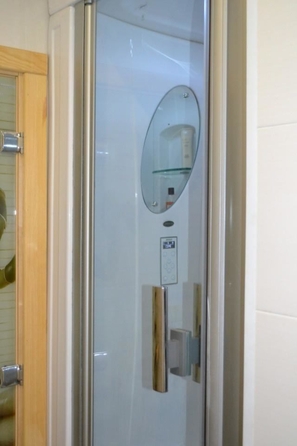 
  Сдается 3-комн. квартира, 107 м², Шахтеров  пр-кт, д. 66
. Фото 7.