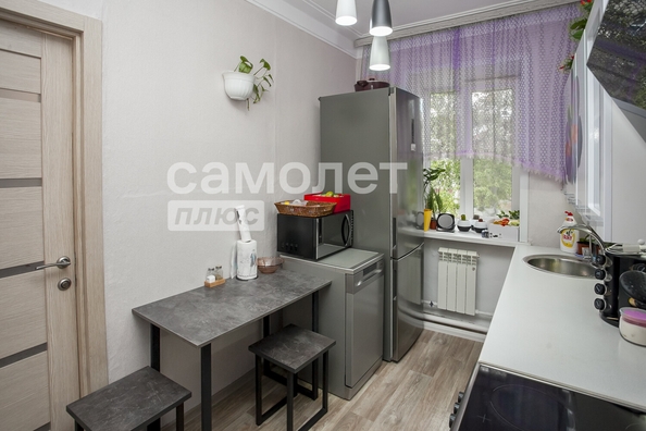 
  Продается 2-комн. квартира, 45.4 м², Спартака ул, д. 30А
. Фото 3.