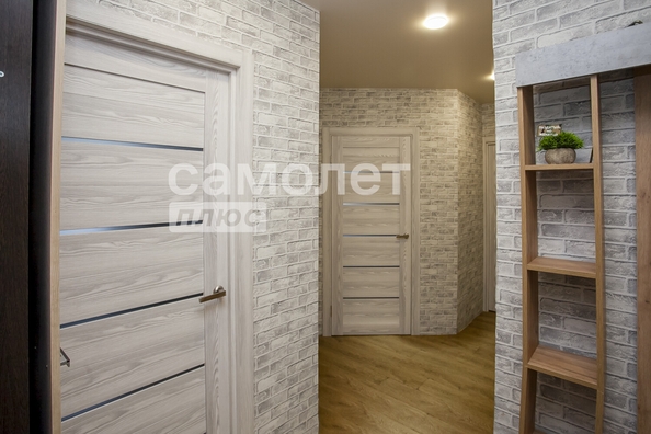 
  Продается 2-комн. квартира, 43.2 м², Суворова ул, д. 12
. Фото 16.