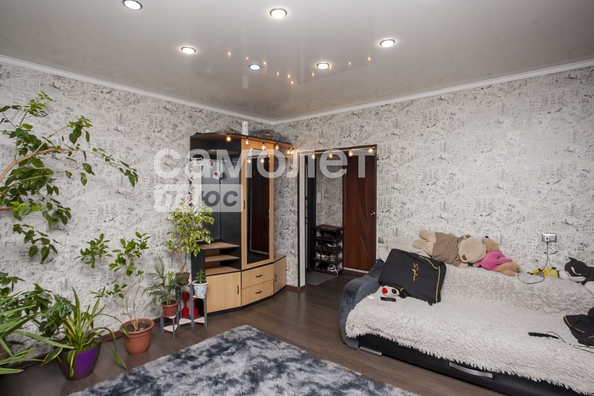 
  Продается 1-комн. квартира, 35.3 м², Молодежный пр-кт, д. 3
. Фото 9.