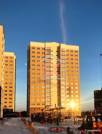 
  Продается 2-комн. квартира, 40 м², Строителей б-р, д. 59/2
. Фото 1.