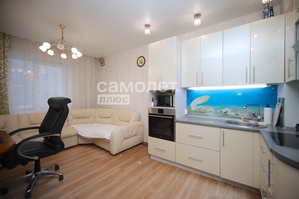 
  Продается 3-комн. квартира, 72.7 м², Шахтеров пр-кт, д. 74а
. Фото 1.