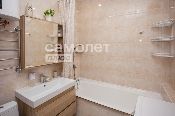 
  Продается 2-комн. квартира, 46.7 м², Космическая ул, д. 24а
. Фото 10.