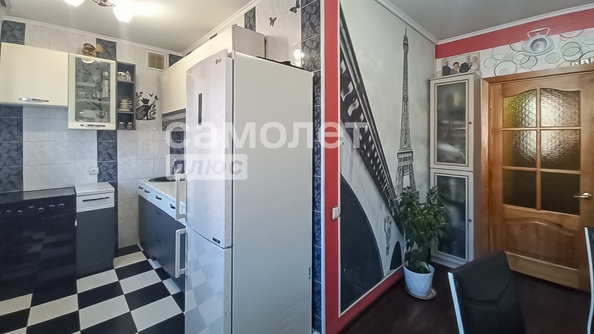 
  Продается 2-комн. квартира, 59.31 м², Дзержинского ул, д. 18
. Фото 16.