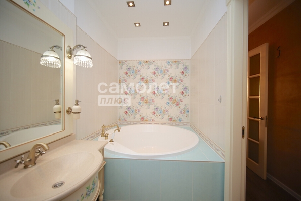 
  Продается 2-комн. квартира, 68.3 м², Марковцева ул, д. 6
. Фото 16.