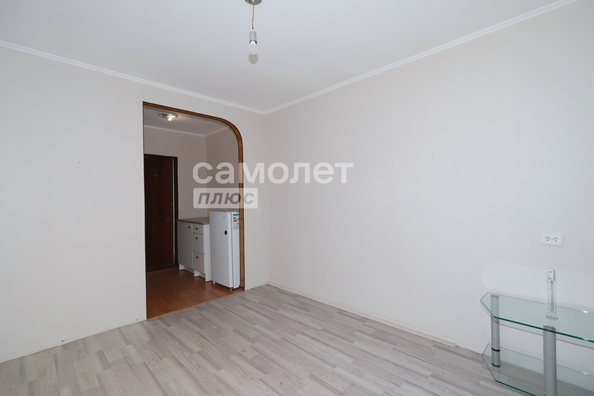 
  Продается 1-комн. квартира, 16.5 м², Дзержинского ул, д. 9А
. Фото 3.
