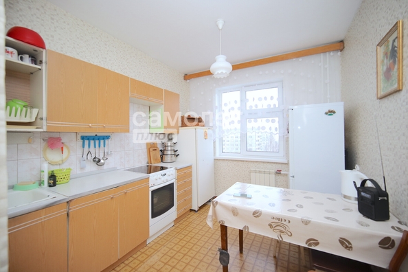 
  Продается 3-комн. квартира, 64 м², Шахтеров пр-кт, д. 85
. Фото 6.