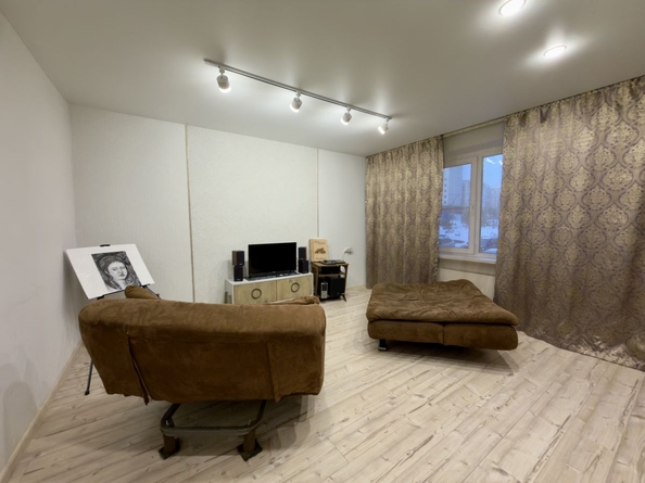 
  Продается 4-комн. квартира 81 м². Фото 1.