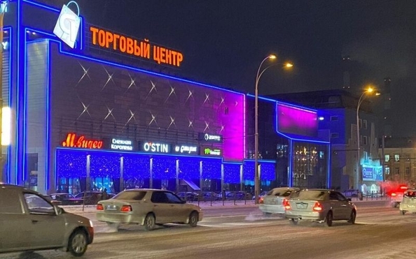 
  Продам универсальное помещение 1704 м². Фото 1.