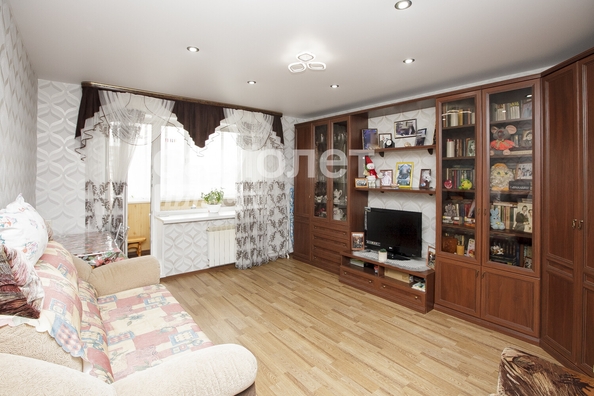 
  Продается 3-комн. квартира 62.3 м². Фото 1.