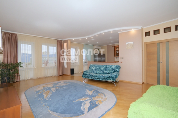 
  Продается 4-комн. квартира 133.3 м². Фото 5.