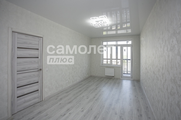 
  Продается 2-комн. квартира 60.4 м², в ЖК Парковый, дом 1. Фото 1.