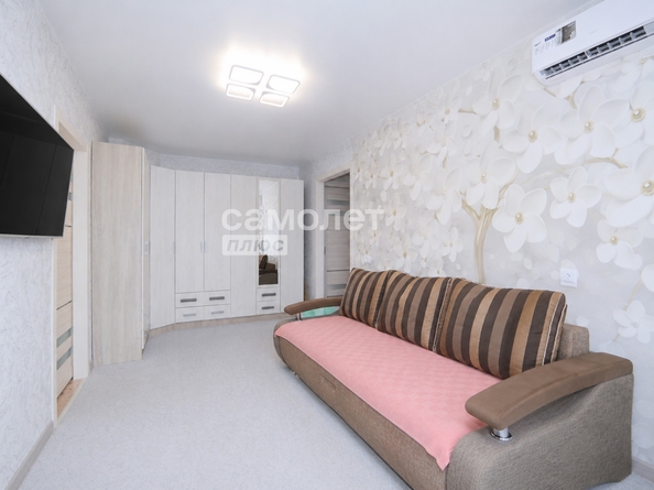 
  Продается 4-комн. квартира 61 м². Фото 1.