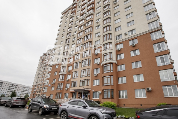 
  Продается 3-комн. квартира 77.6 м². Фото 1.