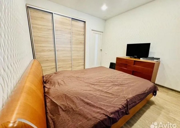 
  Продается 2-комн. квартира 45 м², в ЖК Времена года, дом 7. Фото 3.