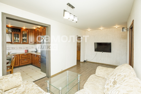 
  Продается 3-комн. квартира 61.7 м². Фото 1.