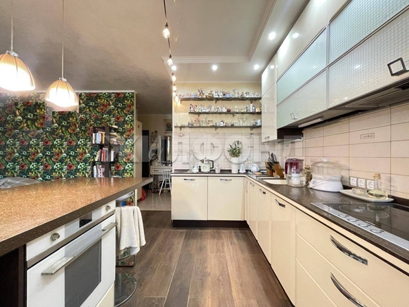 
   Продам студию, 51 м², Шевченко ул, 15

. Фото 9.