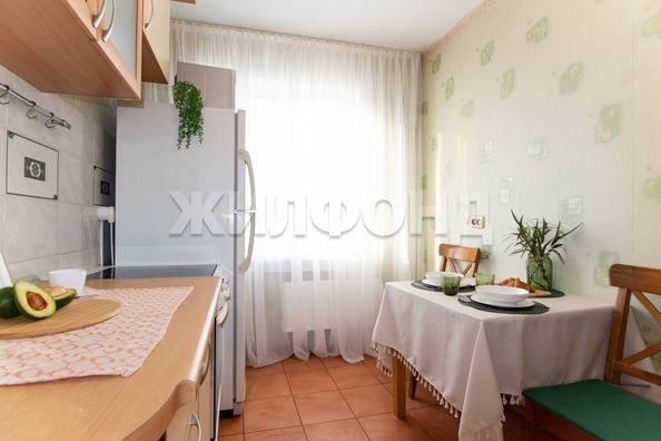 
  Продается 3-комн. квартира, 59.8 м², Приморская ул, д. 23
. Фото 11.