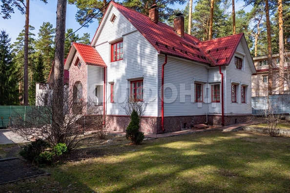 
   Продам дом, 227 м², Новосибирск

. Фото 1.