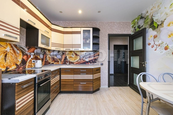
   Продам 1-комнатную, 44.3 м², Краснообск, 111

. Фото 11.