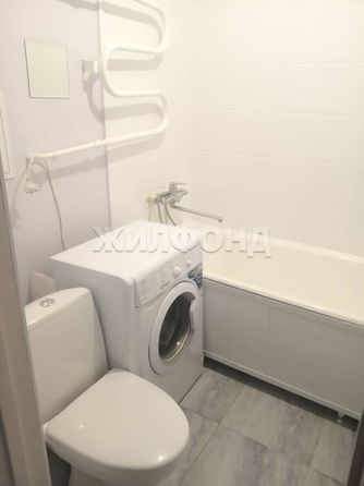 
   Продам 2-комнатную, 42.7 м², Титова ул, 4

. Фото 10.