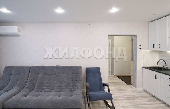 
   Продам 2-комнатную, 39.6 м², 3-й микрорайон, 15/1

. Фото 4.