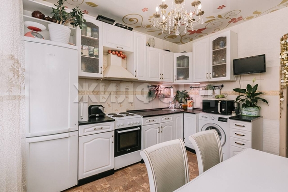 
   Продам 3-комнатную, 65.8 м², Тюленина ул, 15

. Фото 1.