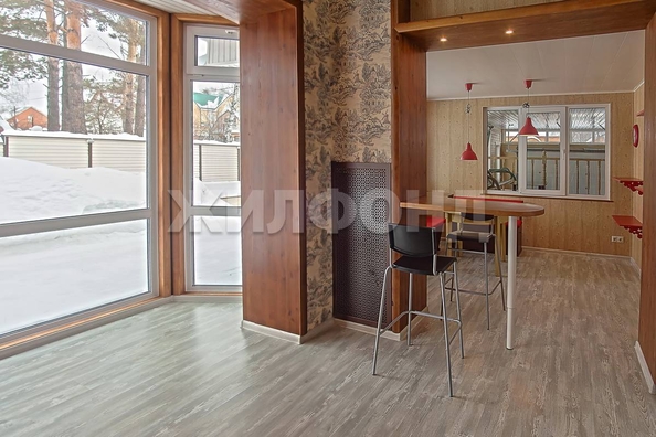 
   Продам дом, 340 м², Бердск

. Фото 4.