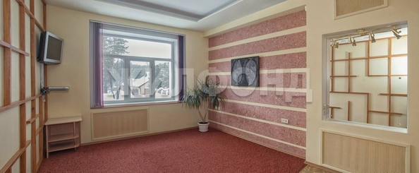 
   Продам дом, 340 м², Бердск

. Фото 12.