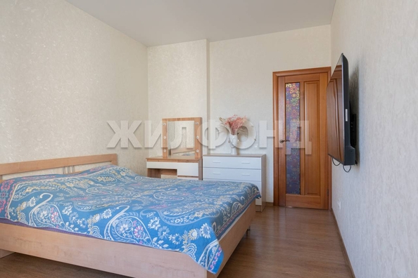 
   Продам 3-комнатную, 76.5 м², Народная ул, 77

. Фото 9.