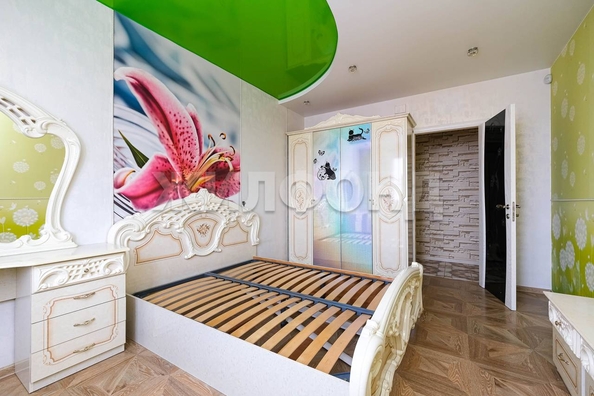 
   Продам 2-комнатную, 61.1 м², Вознесенская ул, 4

. Фото 3.