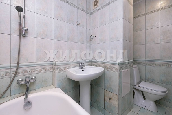 
   Продам 2-комнатную, 51.7 м², Краснообск, 218

. Фото 28.