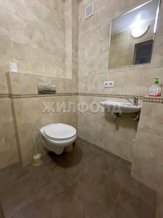 
   Продам 2-комнатную, 64.3 м², 2-я Обская ул, 69/2

. Фото 7.