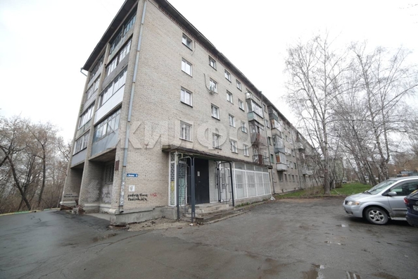 
   Продам 2-комнатную, 40.7 м², Бурденко ул, 9

. Фото 24.