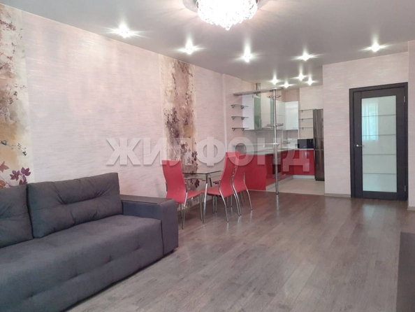
   Продам 2-комнатную, 62.2 м², Лескова ул, 29

. Фото 1.