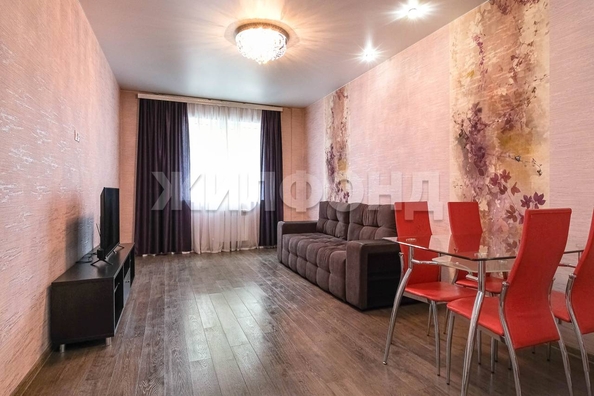 
  Продается 2-комн. квартира, 62.2 м², Лескова ул, д. 29
. Фото 5.