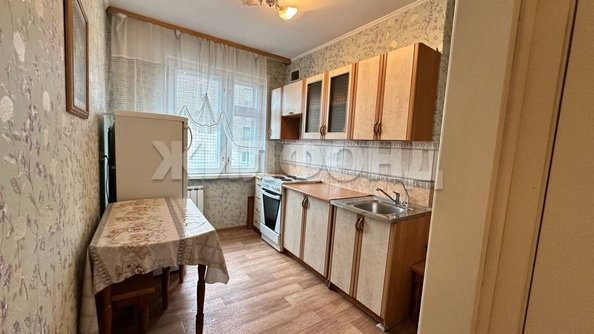 
   Продам 3-комнатную, 59.1 м², Бориса Богаткова ул, 194/4

. Фото 5.