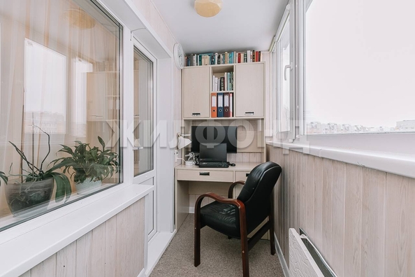 
   Продам 3-комнатную, 76.9 м², 2-й (4 мкр.) кв-л, 204/1

. Фото 12.